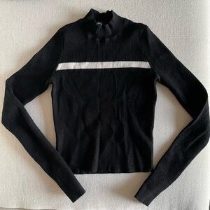 Brandy Melville Cropped Sweater in Black with White Stripe